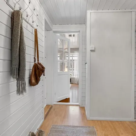 Charming 2-bed In Downtown * Tromsø