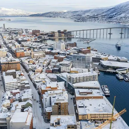 Charming 2-bed In Downtown Tromsø